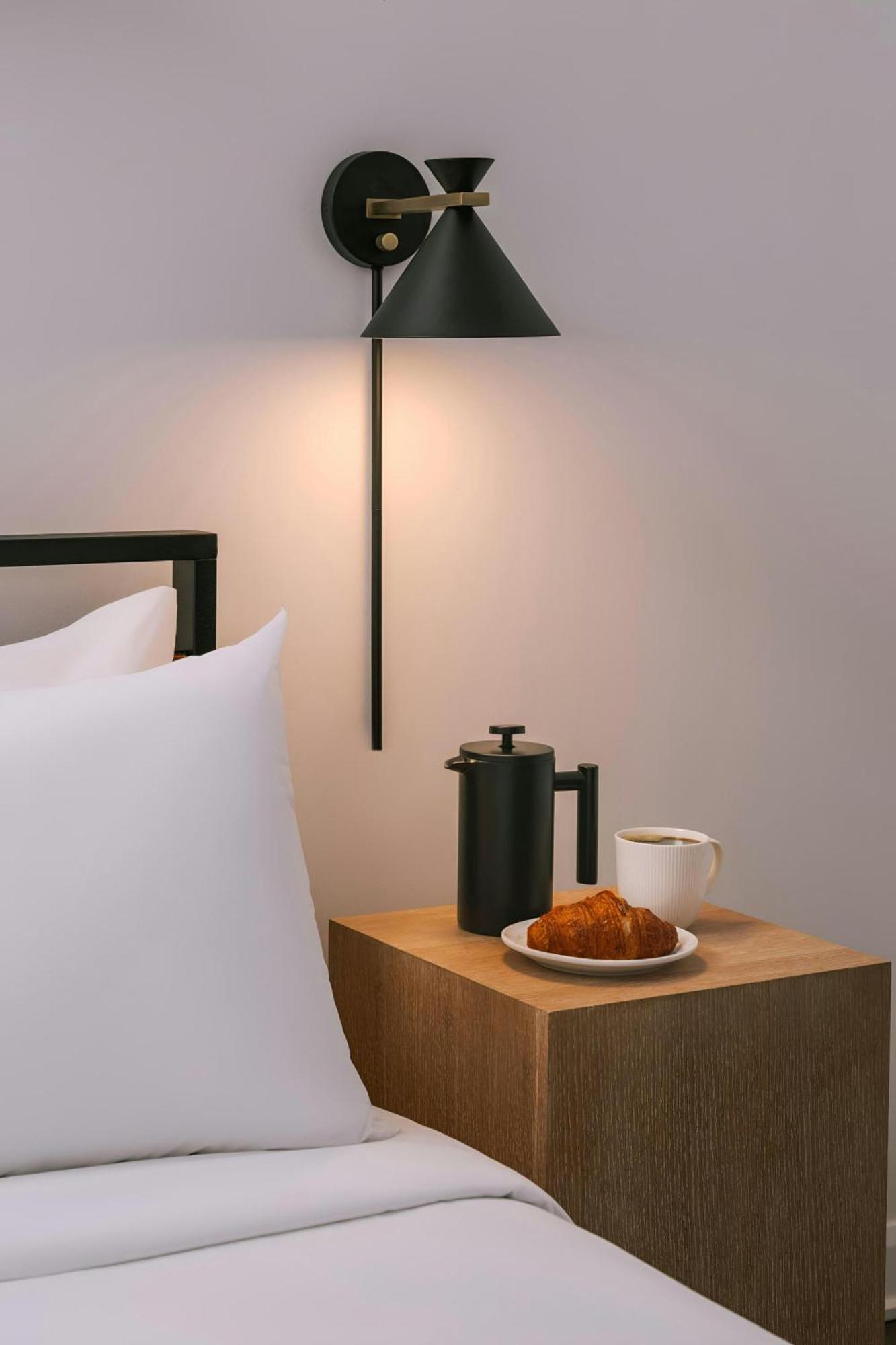 Sonder By Marriott Bonvoy Penny Lane Old Montréal