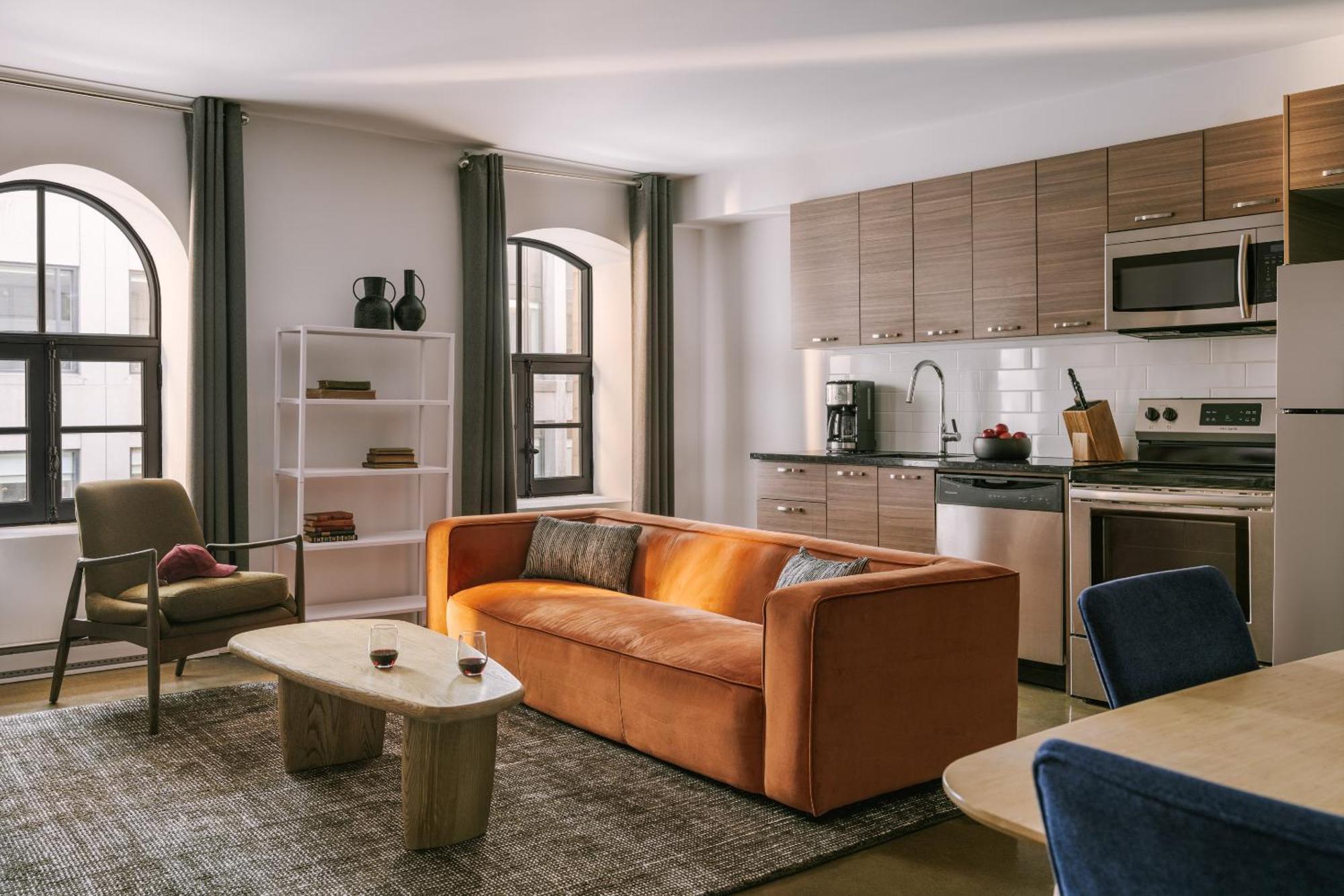 Sonder Penny Lane Apartahotel 4*