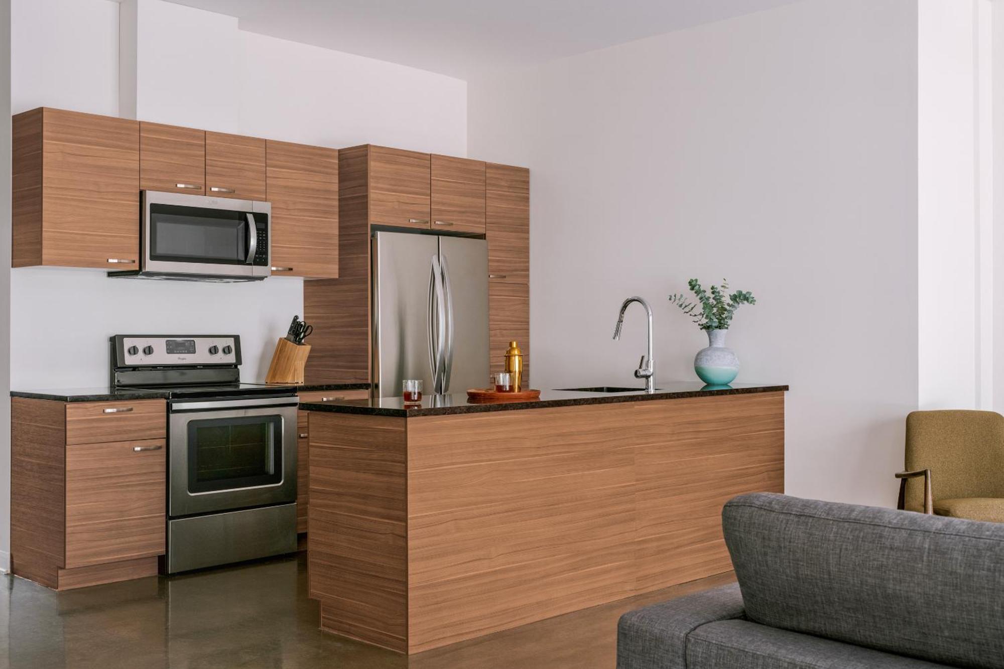Sonder Penny Lane Apartahotel 4*