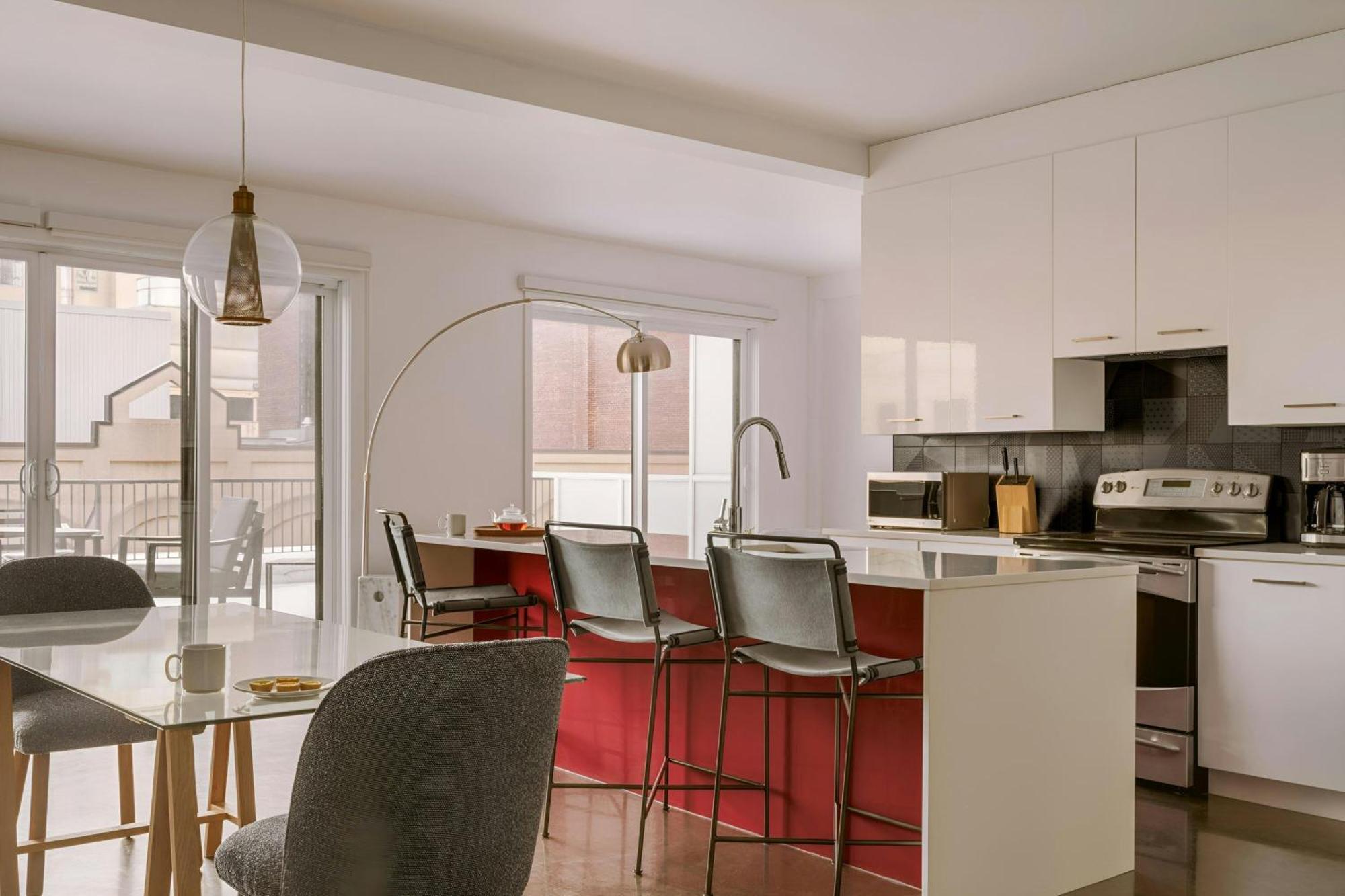 Sonder By Marriott Bonvoy Penny Lane Old Aparthotel Montreal