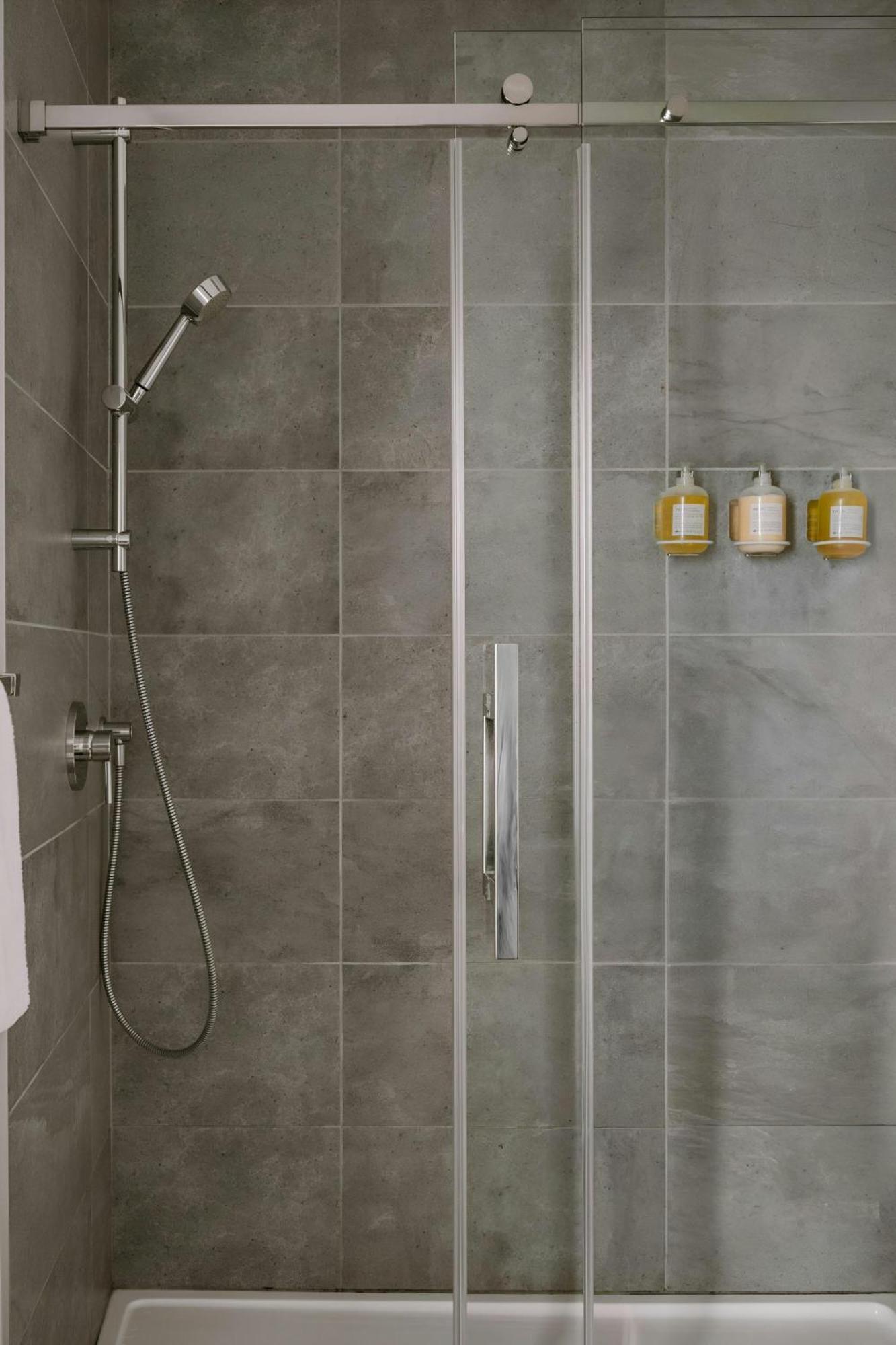 Aparthotel Sonder By Marriott Bonvoy Penny Lane Old 4*