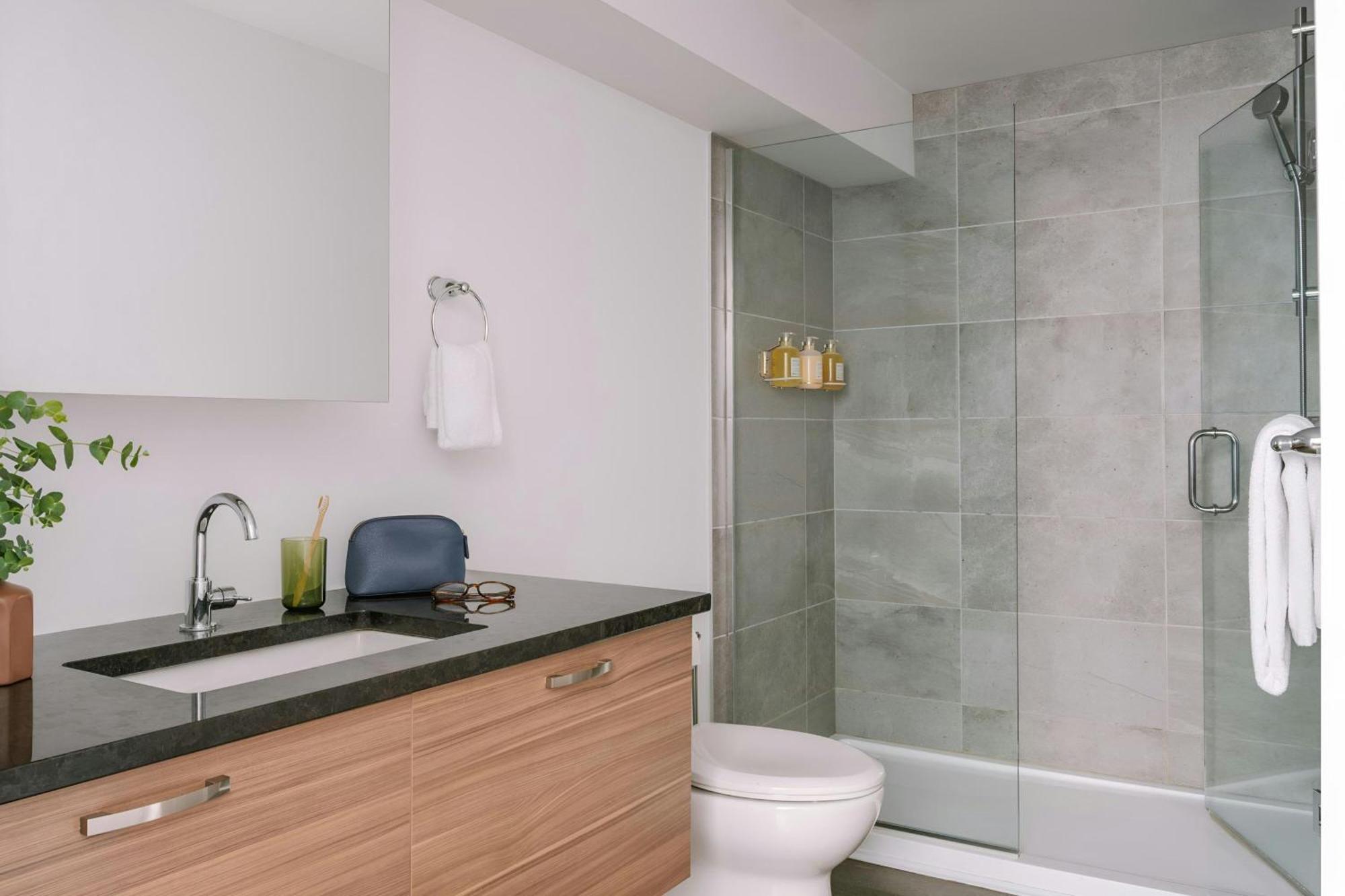 Sonder By Marriott Bonvoy Penny Lane Old Aparthotel Montreal